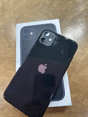 iPhone 11 в хорошем состояние.