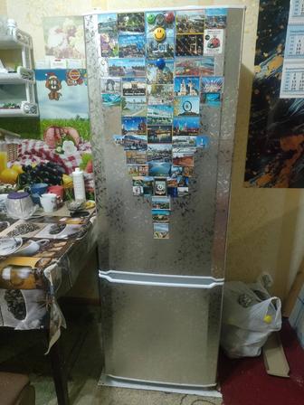 Продам холодильник