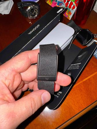 Фитнес-браслет WHOOP 5.0 PEAK черный, подписка 12 месяцев