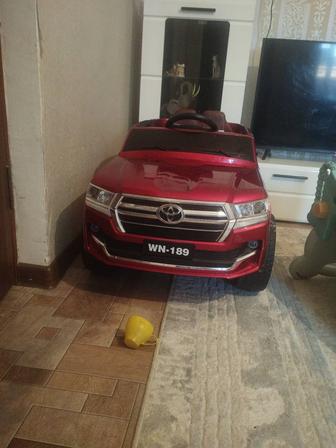 Машина для детей