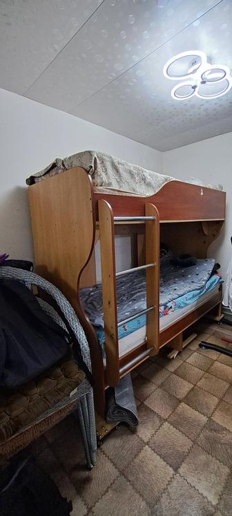 Продаю детскую двухярусную кровать в хорошем состоянии