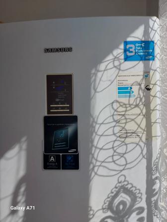 Холодильник самсунг