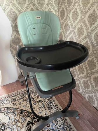 Продам стульчик для кормления