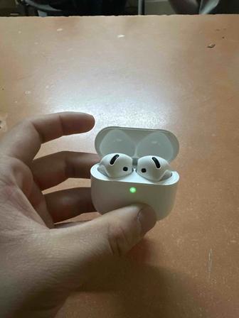 Продам Air pods 4 оригинал