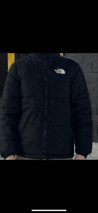 Продаю черную куртку The North Face