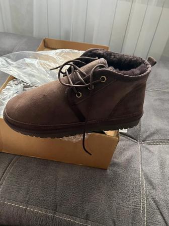 Продаю ботинки зимние