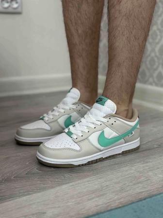 Кроссовки Nike Dunk Low