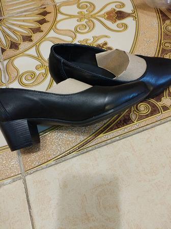 Женские туфли