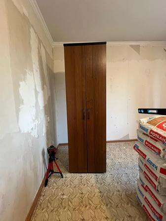 Продается двухстворчатый шкаф