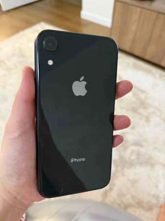 iPhone XR черный
