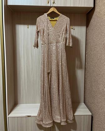 Женская платье