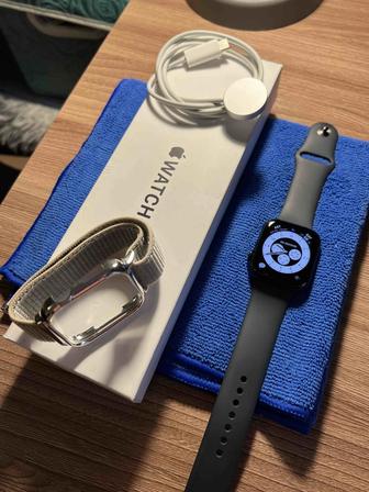 Apple Watch SE 44 mm 2023