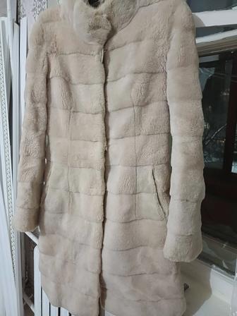 Продам Норковую и мутоновую шубу