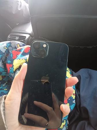 Продам айфон 13