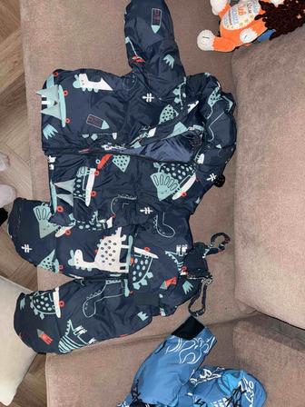 Продам детский комбинезон