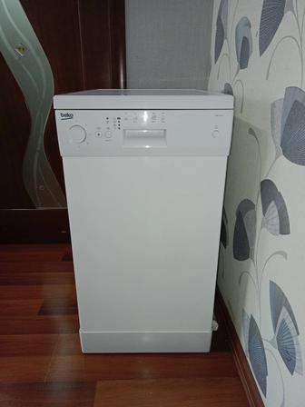 Продам посудомоечную машину