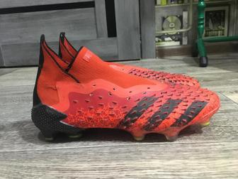 Бутсы adidas predator
