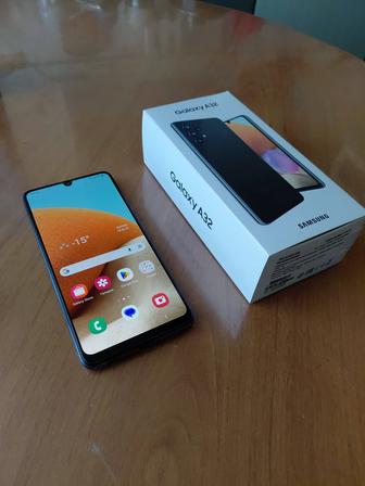 Продам Самсунг А32 в отличном состоянии