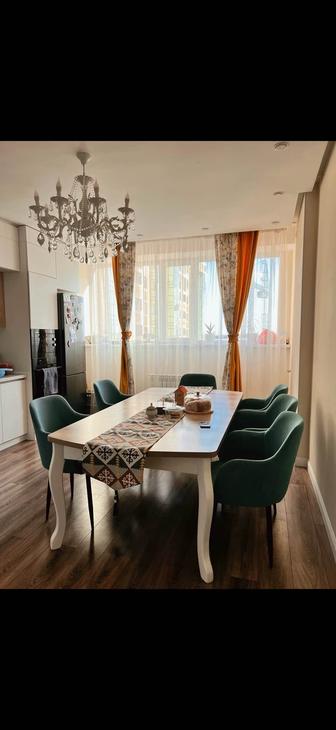 Продам стол