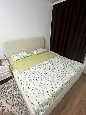 Продам стильную кровать