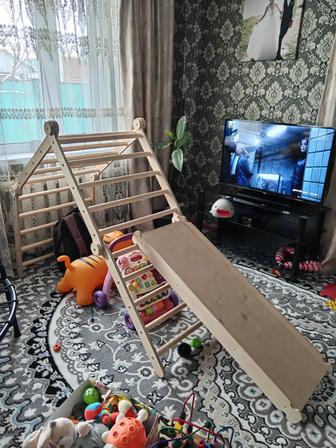 Спортивно - игровой комплекс.