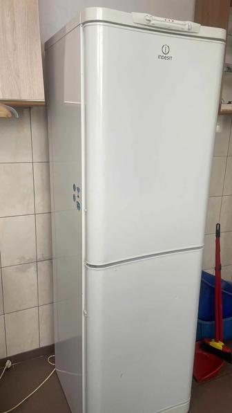 Холодильник