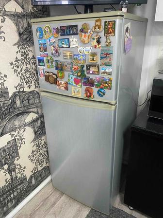 Продам холодильник