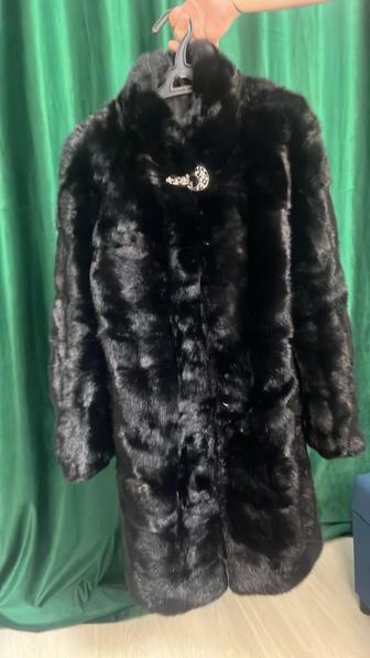 Продам норковую шубу