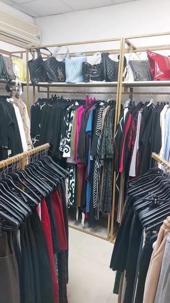 Продам стеллажи