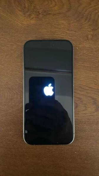 Продам телефон Apple 15pro 128 silver