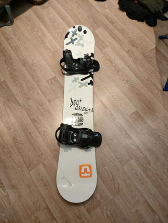 Продается сноуборд 151см