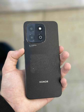 Продам телефон Honor x6b