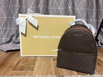 Рюкзак от Michael Kors