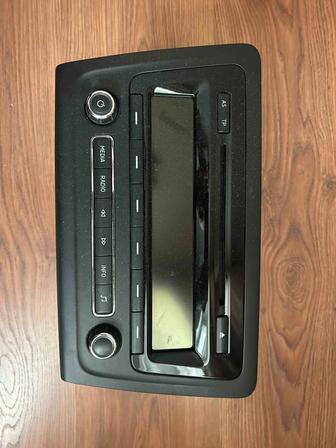 Магнитола Skoda Rapid