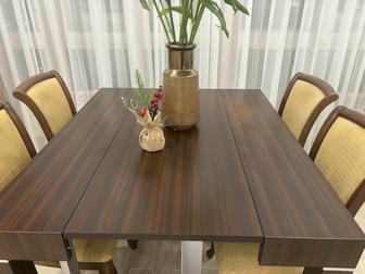 Стол со стульями