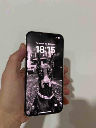 Продам IPhone 13