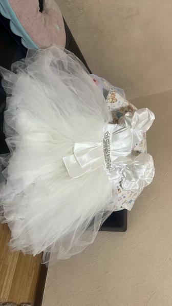 Новое детское нарядное платье