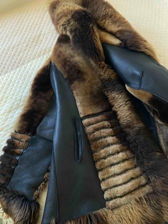 Продается женская дубленка.Размер 44.Турецкая,натуральная.