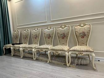 Стулья