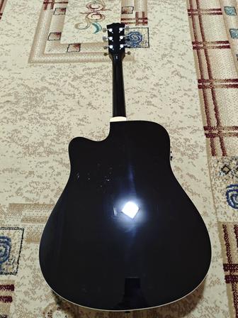 Продам Акустическую гитару