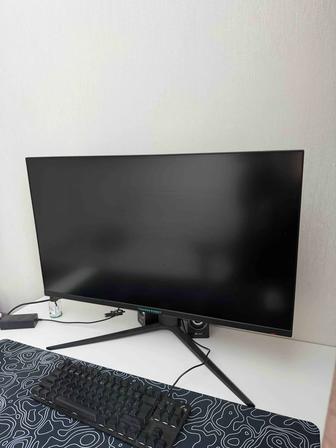 Игровой комплект ПК монитор клавиатура мышь наушники