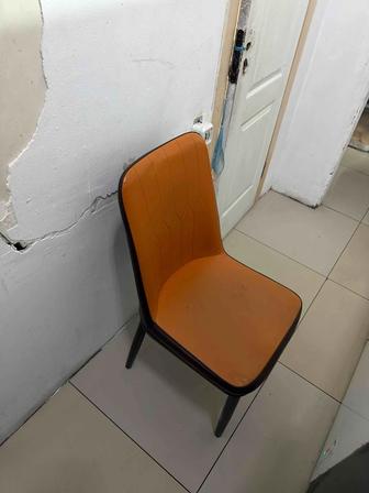 Продам бу эко кожа стулья