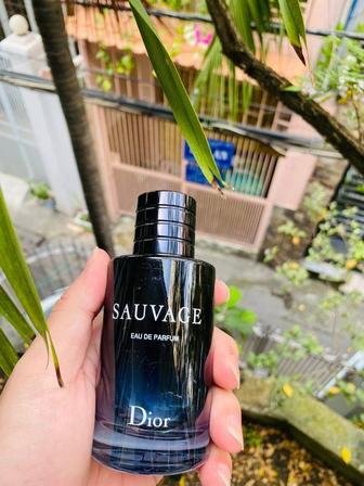 Sauvage Dior парфюм для мужчин