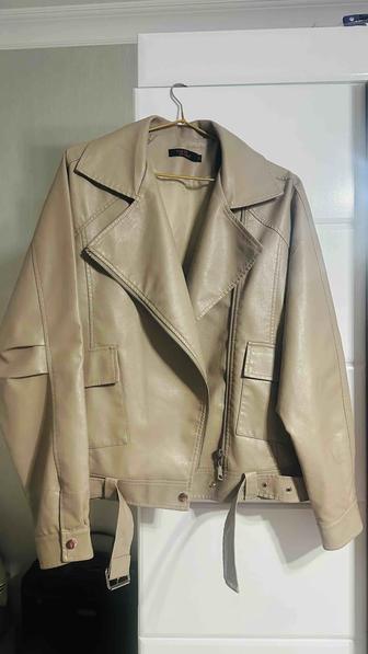 Кожаная куртка женская