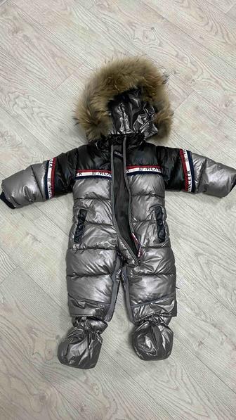 Детский комбинезон зимний 74-й размер. Цена договорная