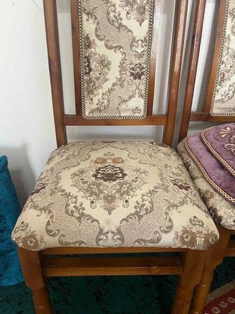 Стол большой с 16 стульями