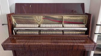 Продам пианино Petrof в отличном состоянии