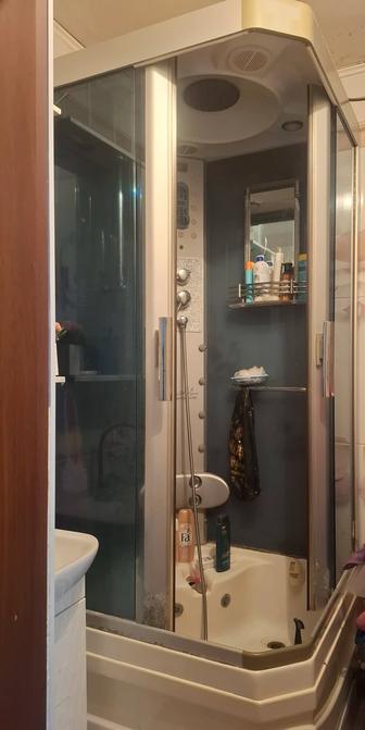 Продам душевую кабинку б/у