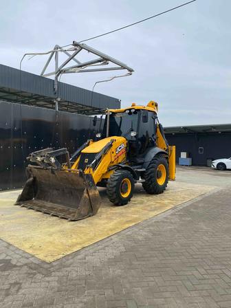 Экскаватор погрузчик