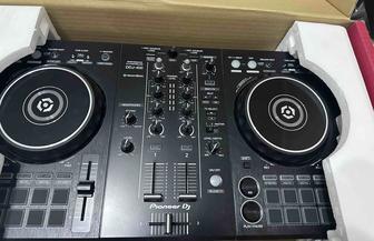 Продам пульт Pioneer DDJ-400